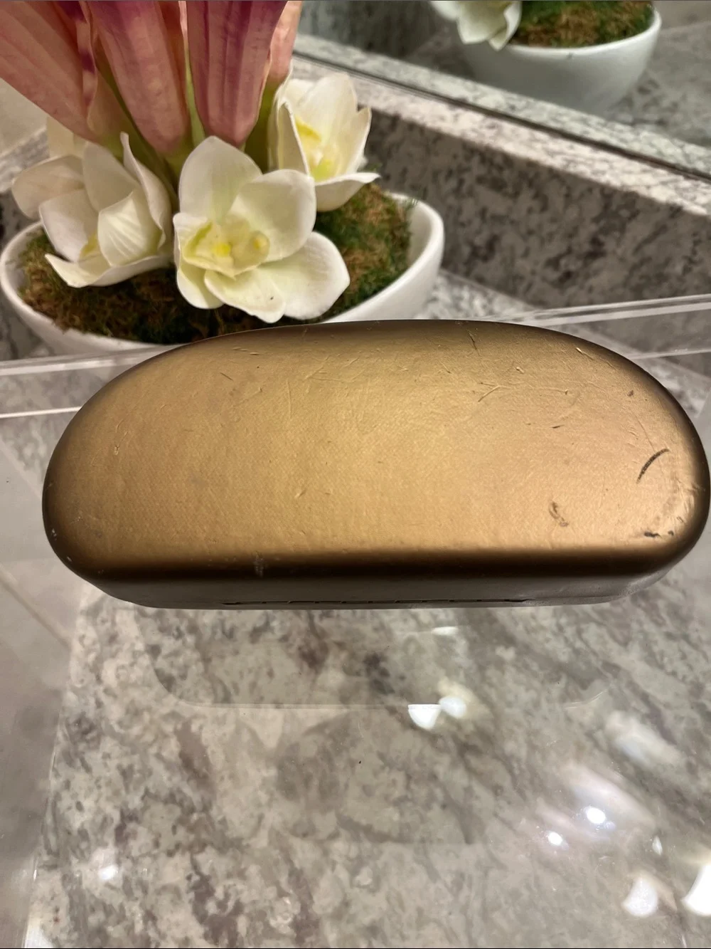 Gucci Metallic Gold Eyeglass Case with Brown Interior